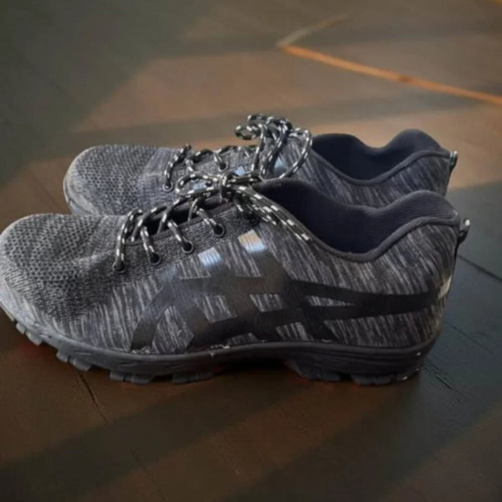 LONG BANG BLACK AND GREY SHOES